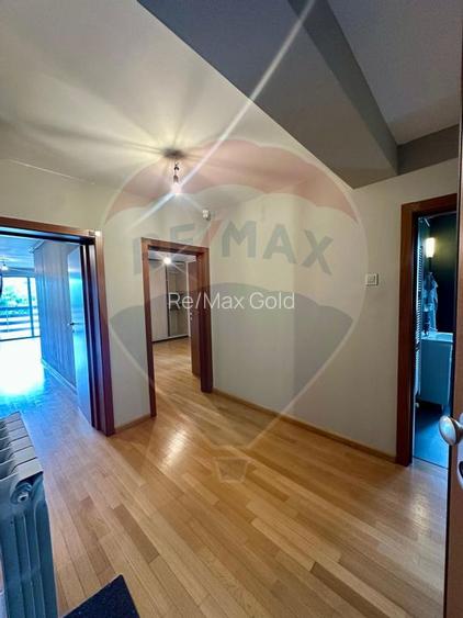 De vanzare apart. 3 cam,  vedere la lac,  în Tancabesti, comision 0% - 3