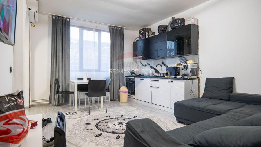 Vanzare casă individuala 4 camere, curte, Chitila -3 minute de scoala - 5