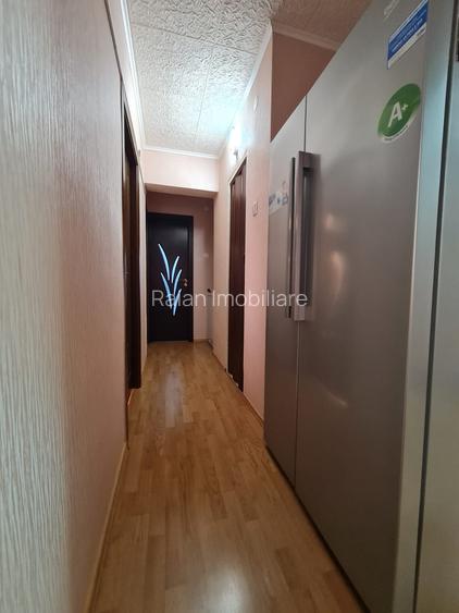 Vanzare apartament 4 camere dec, in Galati, Micro 39A, sup.91mp, mobilat - 11