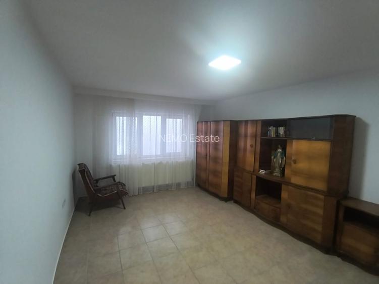 Apartament 2 camere de închiriat | Siret | 51 mp | Decomandat | Etaj 4 - 2