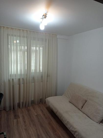 3 camere UltraCentral , mobilat / utilat , finisaje moderne !