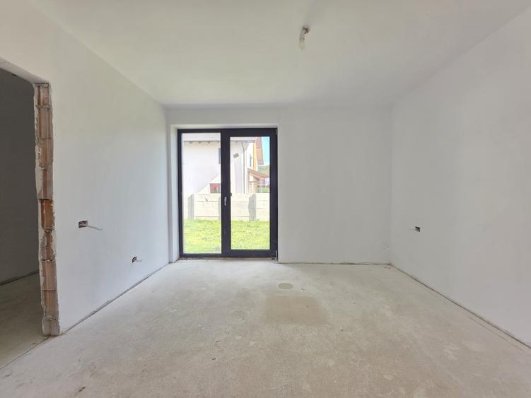 Casa individuala cu 4 camere, teren 500mp, zona Primaverii, Rasnov