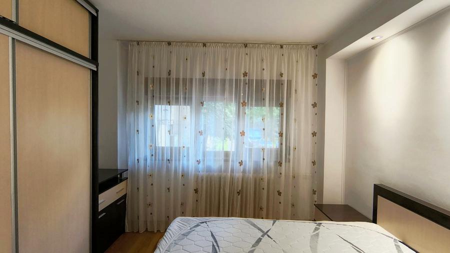Inchiriez apartament 2 camere P-ta Delfinului Mega Mall