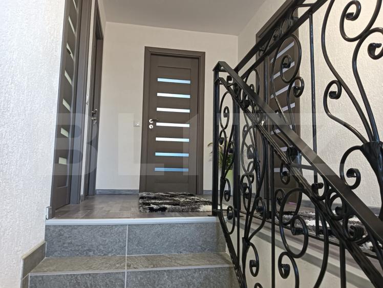 Vand sau schimb cu apartament vila superba cu 3 dormitoare in Ungheni