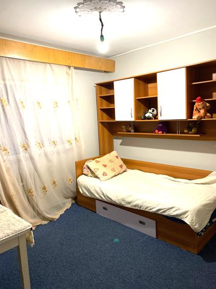 Apartament 4 camere Porilissum 80mp Pret 93.000eur neg