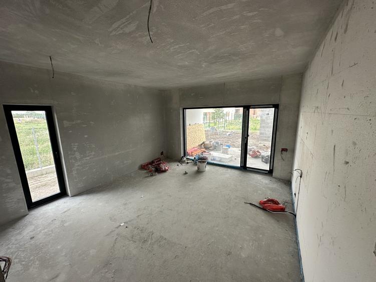 Duplex deosebit Dumbrăvița