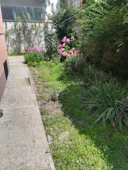 Birou de inchiriat in vila - 13