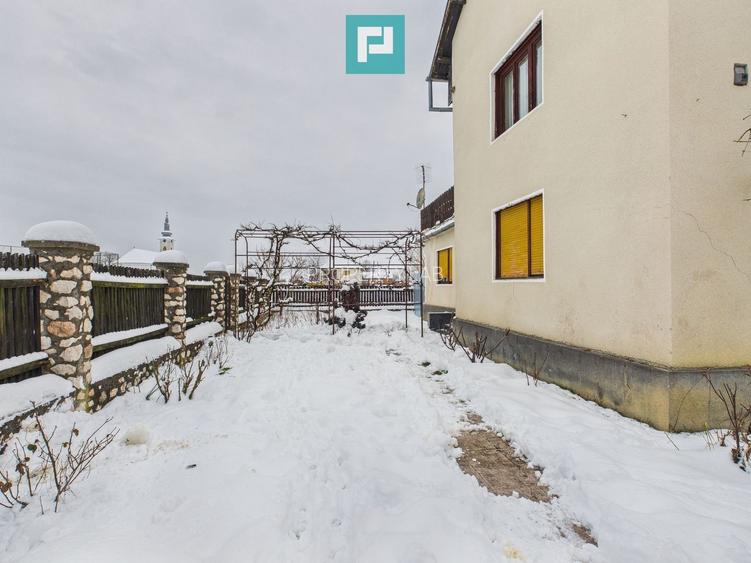 Casă cu etaj Căpâlnaș - 3