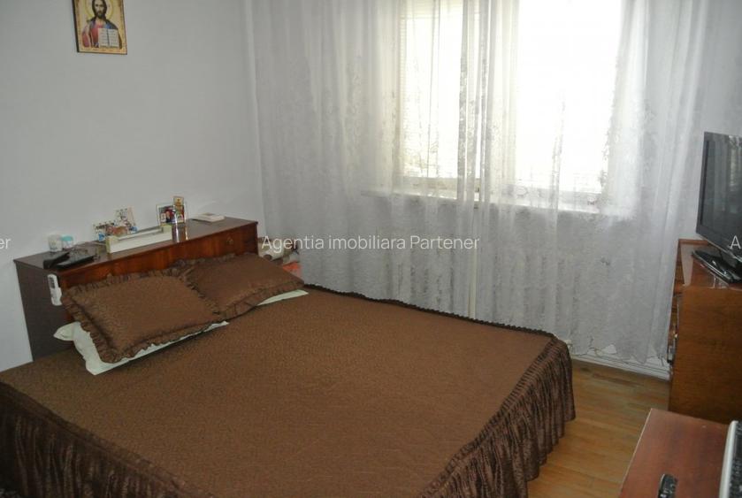 Reducere Black Friday! Casa P+1E 9 camere si teren 1600 mp Gavana - 10