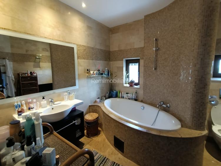 Apartament 5 camere cu vedere catre  Parcul Kiseleff - 17