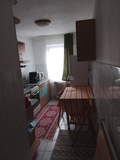 Inchiriez apartament 2 camere - 15