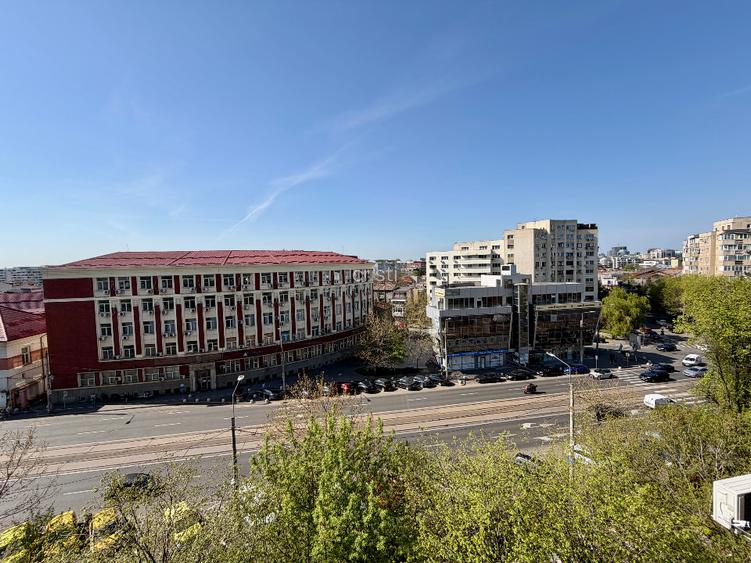 Ap 2 Camere | Bl. Gheorghe Sincai | 4 min metrou si parc | bloc 1982 - 5