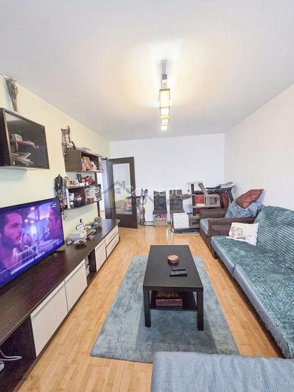 Apartament 3 camere 2 bai Parcare Boxa 7 min metrou Piata Sudului - 2
