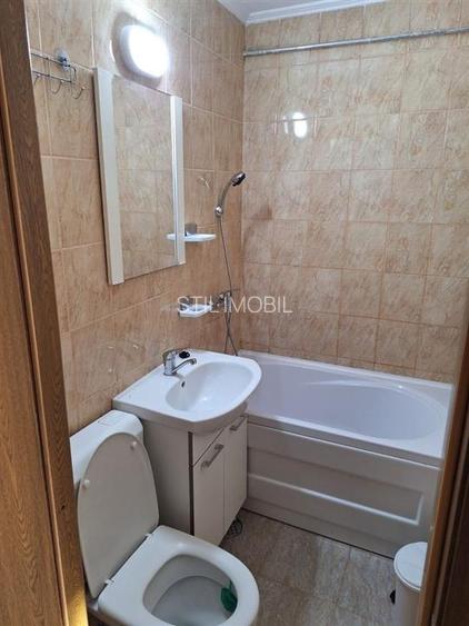 Garsoniera Nicolina 1, mobilata complet, renovata recent, libera - 6