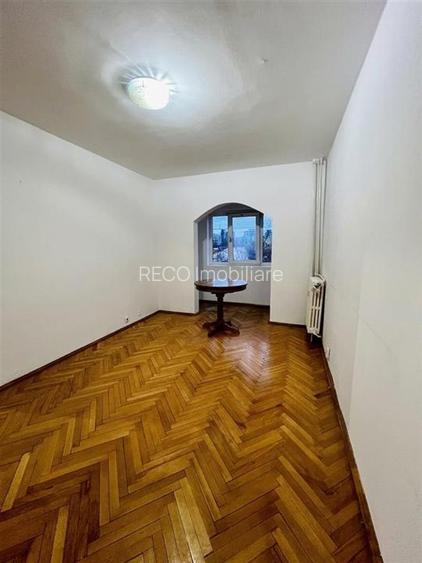 RECO Apartament 3 camere decomandat etajul 1 zona Nufarul Lotus - 3
