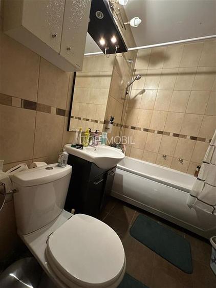 Inchiriere Apartament cu 3 camere Canta Bloc Nou - 4