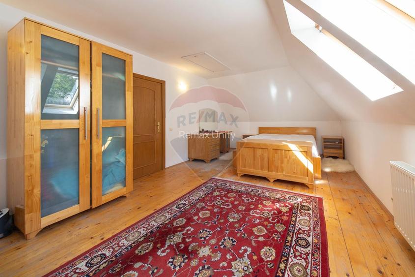 Vilă Moieciu, 375 mp util + teren 2.992 mp, View - Comision 0 - 42