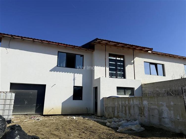 Casa mediteraneana  cu 1000 mp teren  zona Salistea Noua comision 0% - 6