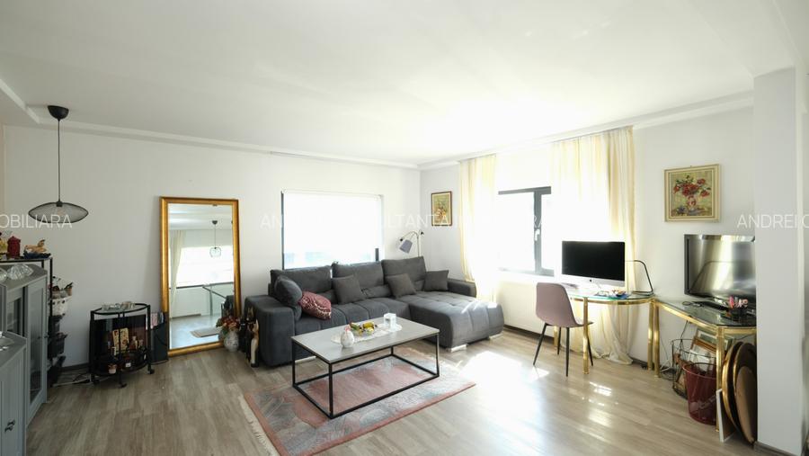 Vanzare Ultracentral orasul Piatra Neamt compus din 3000 mp teren si 4 cladiri - 11