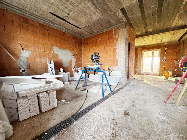 Duplex 3 camere 305mp teren, P+M, 95mp utili+15mp terasa -Calea Urseni - 2