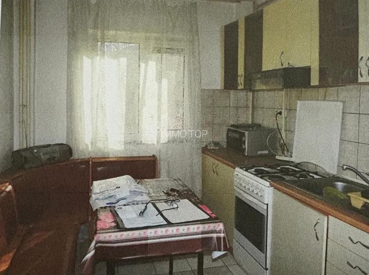 Apartament 3 camere – Calea București etaj 2 pe SUD,   Grigore Moisil - 2