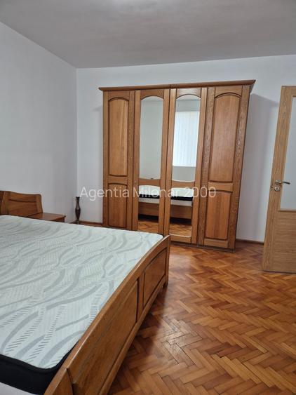 pe frumoasa stradă Aurel-Popovici la 5 minute de Punctele Cardinale și Medicina - 23