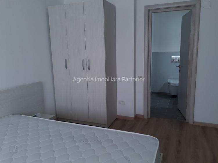 Apartament 3 camere, Centru, bloc nou, etaj 1, mobilat, garaj - 3
