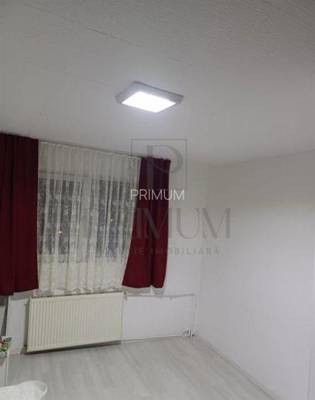 Gasroniera - Decomandat - Mobilat -Zona Steaua - 2