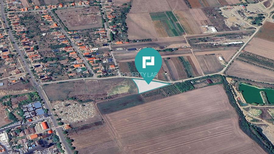 Teren intravilan de 4500 mp în Zădăreni - 4