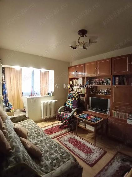 Apartament 3 camere, intre Bld. Obregia si Emil Racovita. Loc de parcare - 2
