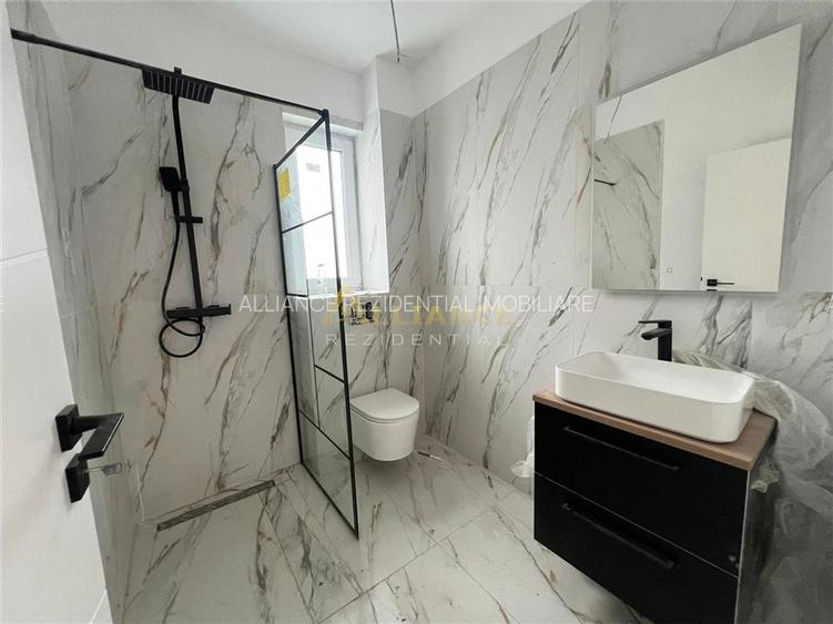 Vila individuala - 4 camere - 3 bai - 200 m de bulevardul principal - 9