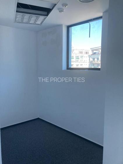 Vanzare cladire de birouri in zona Unirii - pentru sediu propriu sau investitie - 9