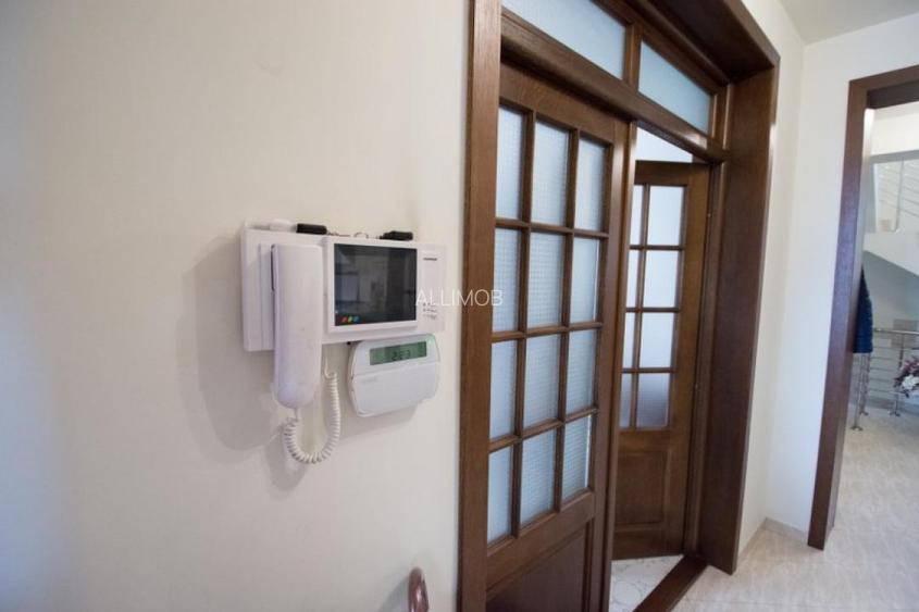 Vila 4 camere  cu piscina in Bucov. - 29