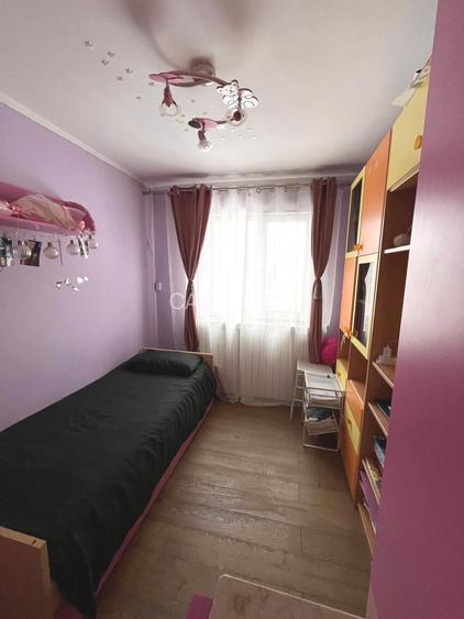 Apartament 4 camere, etaj intermediar, centrala, AC, balcon inchis, geam baie - 14