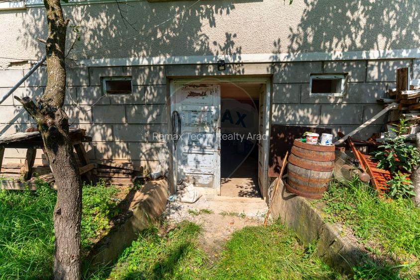 Casă / Vilă cu 3 camere de vânzare - 30