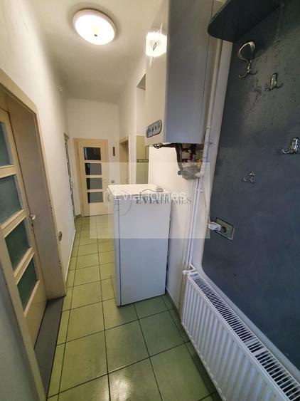 etaj 2/ oportunitate investitie/ zona Casei de Cultura a Studentilor - 3