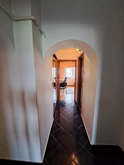  Apartament 3 camere de vânzare – Târgoviște, Micro 11 (în spatele Tribunalului  - 7
