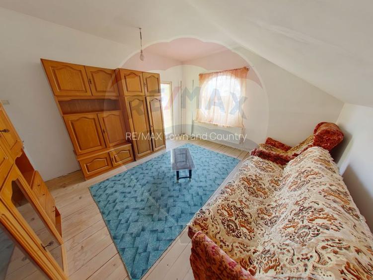 Casă / Vilă cu 6 camere de vânzare - 8