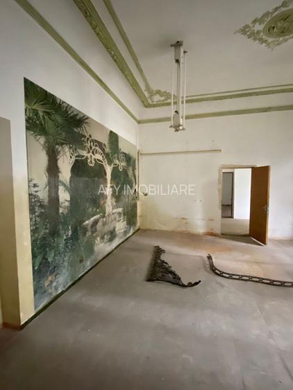 De Vanzare Vila Interbelica, 8-10 Camere, Romana - Zodiac - 3