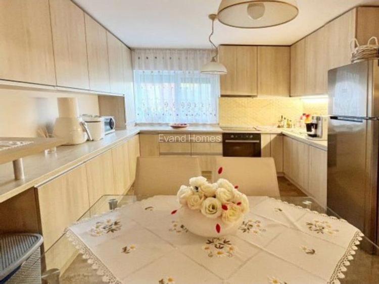 Casa in Dumbravita- mobilier de lux -pozitie excelenta - 4