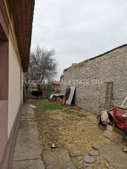 Teren 1.447 mp cu casa 5 camere - Ovidiu - 210.000 euro negociabil (Cod E1) - 6