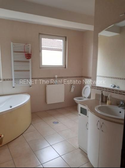 PIATA VICTORIEI, SPATIU BIROU, 130 MP! - 10