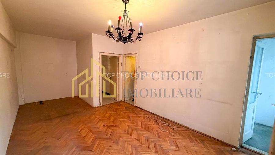 GARSONIERA SPATIOASA CU PARCARE SI BOXA - STEFAN CEL MARE - PARTER INALT - BLOC - 7