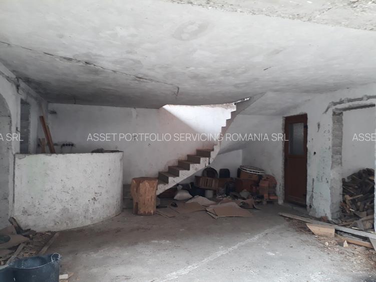 Teren si casa - Sapanta , Jud. Maramures - 4