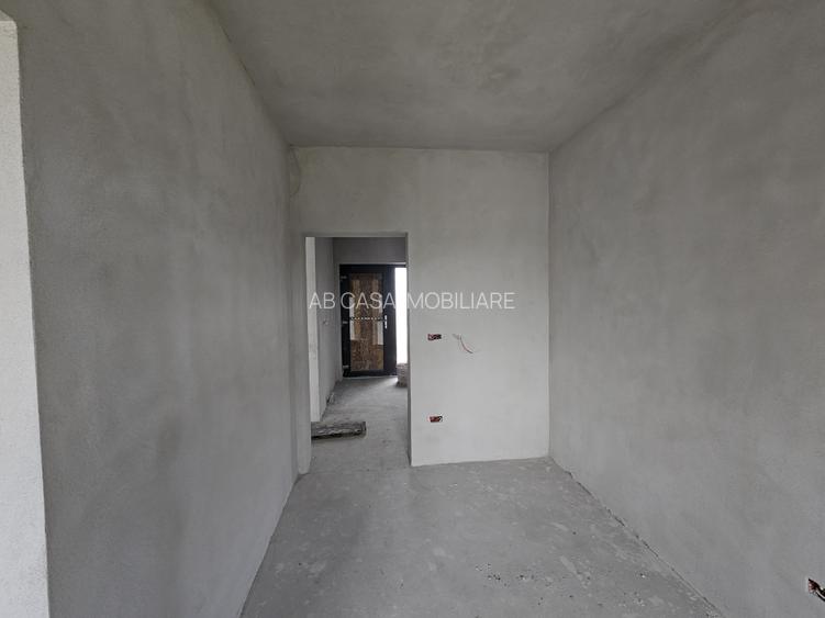 Duplex nou, P+M, 1 apartament la cheie, 1 la alb, Moșnița Nouă, comision 0% - 9