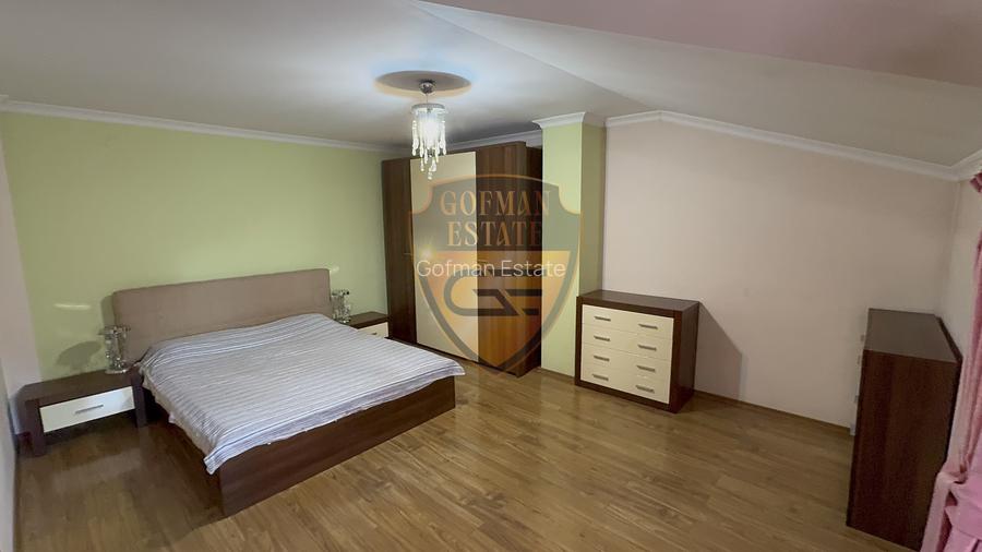 Ap 4 camere in vila P+2, Trocadero, etaj 2, centrala gaz, A/C, termen lung - 15