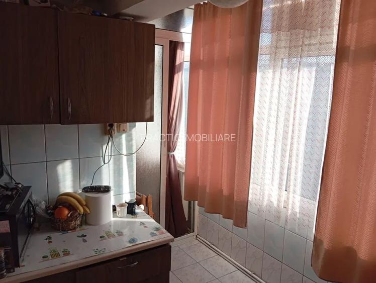 Apartament 2 Camere DECOMANDAT, 64 mp, Etaj 3, Micro 14 (2 Babe) - 6