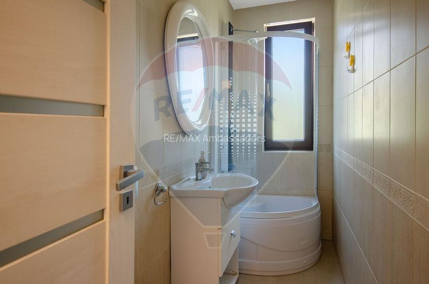 De vânzare casă modernă cu 5 camere în Dumbravița - 12