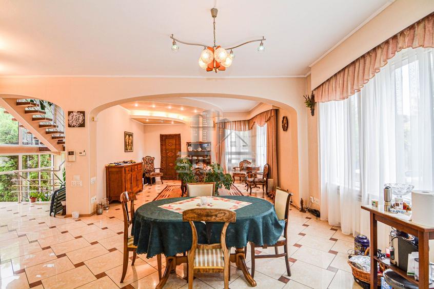 Casa Individuala cu 6 camere in cartier Andrei Muresanu, Cluj-Napoca
