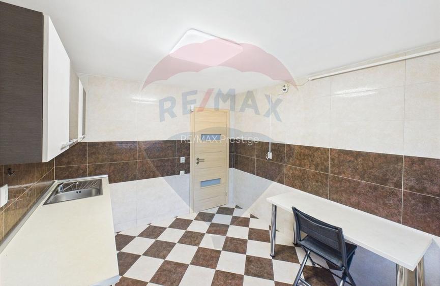 Duplex spatios de inchiriat - Tineretului - 12